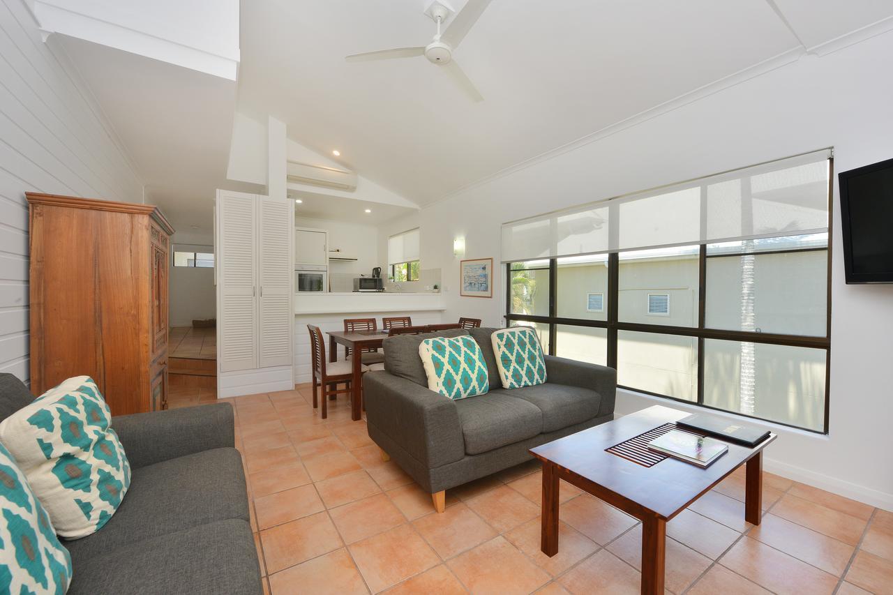 Driftwood Mantaray - Official Onsite Reception And Check In Aparthotel Port Douglas Exterior photo